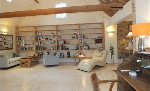 皮特朱莉豪宅內部曝光 造價千萬堪比大型會所